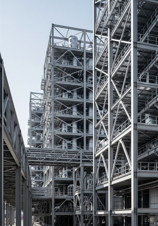 Mass Image Compressor Compressed this image. https://sourceforge.net/projects/icompress/ with Quality:80